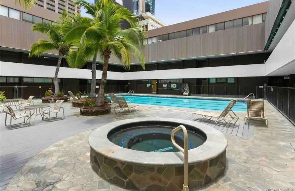 Bright Beach Style Condo Steps To Pool, Hot Tub And Parking Honolulu 0*,  United States