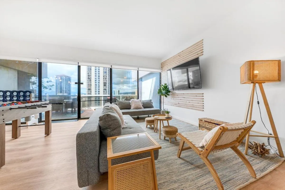 Bright Beach Style Condo Steps To Pool, Hot Tub And Parking Honolulu United States
