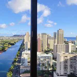  Apartment Waikiki High Floor Views Beaches Convention Center