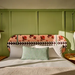4* Hotel Wayfinder Waikiki - Voted 10 In Hawaii!