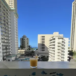 Apartment Contemporary Ocean View - Heart Of Waikiki!, Honolulu
